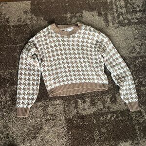 Tan and white design sweater